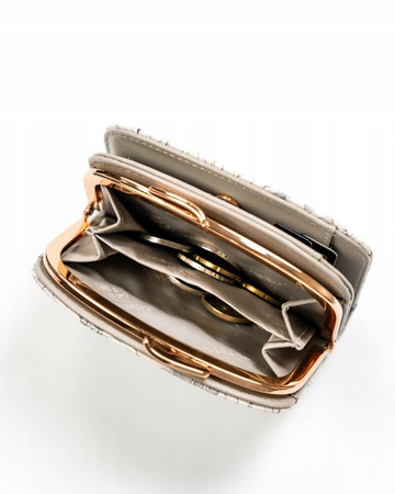 Kleine Damen Geldbörse aus Öko-Leder – Peterson