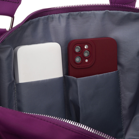 Sportliche Trainingstasche aus Polyester in Violett - Peterson