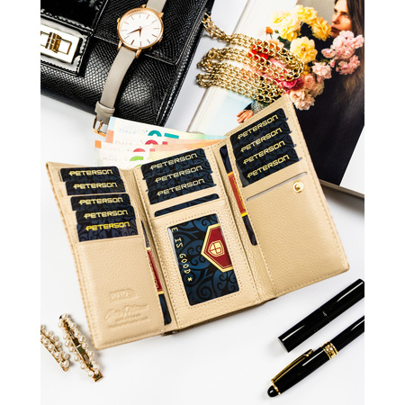 Beige Damen-Geldbörse aus Natur- und Öko-Leder mit gerippter Textur - Peterson