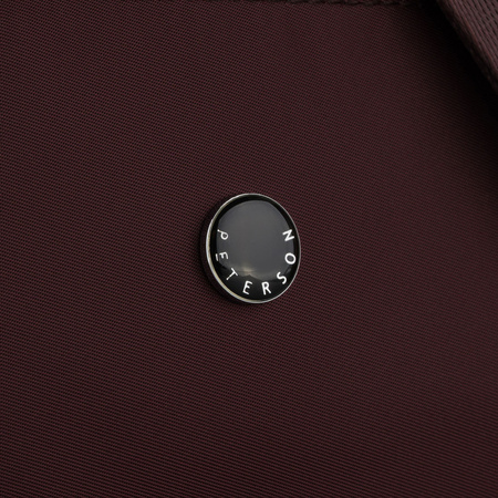 Bordeauxfarbene Damen-Umhängetasche aus Polyester, aufgehängt an einem verstellbaren Gürtel – Peterson