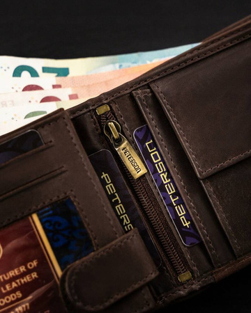 Große Herren Geldbörse aus Leder mit Zierprägung – Peterson