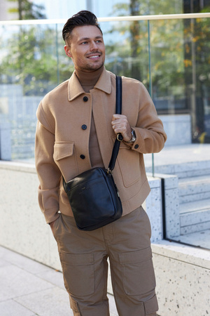 Elegante Herren Umhängetasche aus Leder – Peterson