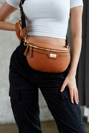 Geräumige Damen Gürteltasche mit breitem Gurt und zusätzlicher Geldbörse – Peterson