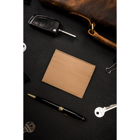 Elegantes Kartenetui aus Echtleder in Beige