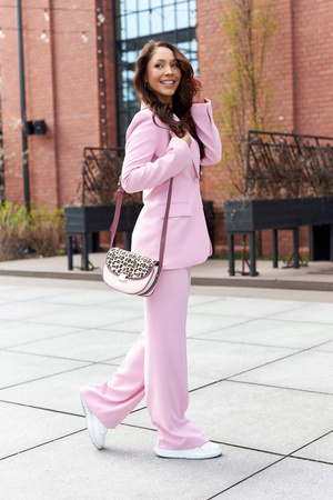 Damen Umhängetasche mit Halbmond-Klappe – LuluCastagnette