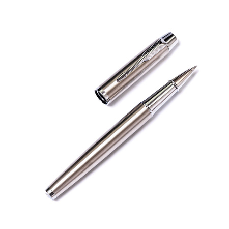 Metallkugelschreiber in Silberfarbe mit schwarzer Mine – Peterson