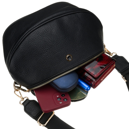 Praktische, städtische Damen-Bauchtasche aus Öko-Leder in Schwarz, einteilig - Peterson