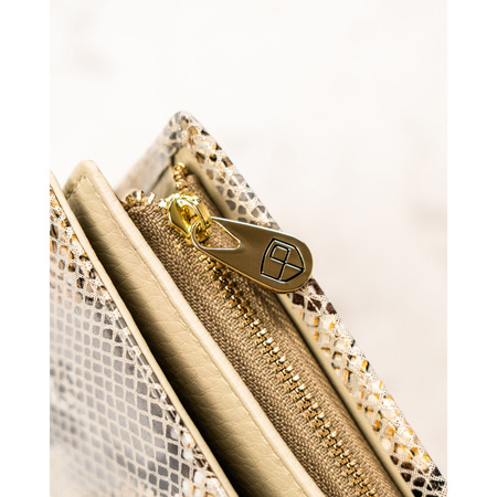 Damen Geldbörse aus Leder mit Magnetverschluss und Schlangenleder-Optik in Beige – Peterson