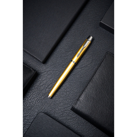 Gelb-silberner Metallkugelschreiber mit schwarzer Mine - Peterson