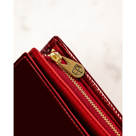 Lackierte Damen Geldbörse aus Leder in Rot mit Magnetverschluss – Peterson