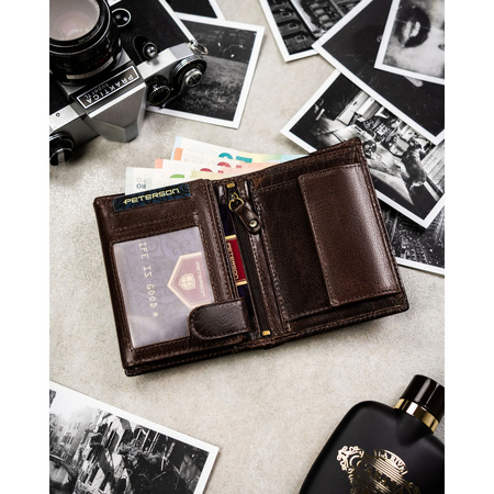 Elegante Herren-Geldbörse aus Leder in Braun ohne Außenschließe - Peterson