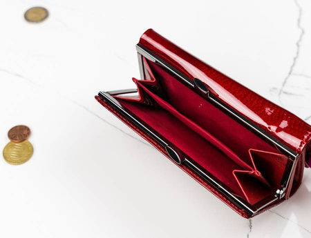 Kompakte Damen Geldbörse aus lackiertem Leder – Lorenti