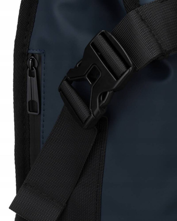 Dunkelblauer Sport-Rucksack mit atmungsaktivem Rückenmaterial – Peterson