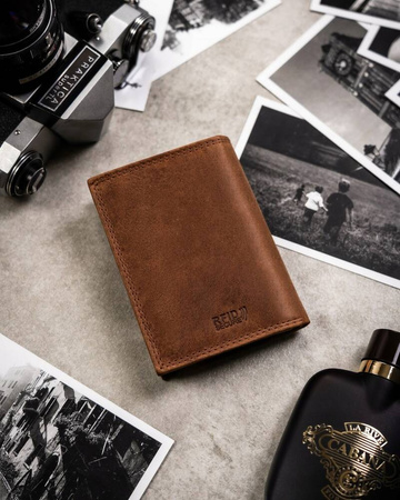 Geschenkset: Herren Geldbörse ohne Verschluss und Schlüsselanhänger – Peterson