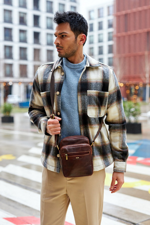 Geräumige Leder Herrentasche mit Fächern – Peterson