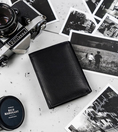 Herren Geldbörse aus Leder in mittlerer Größe – Ronaldo