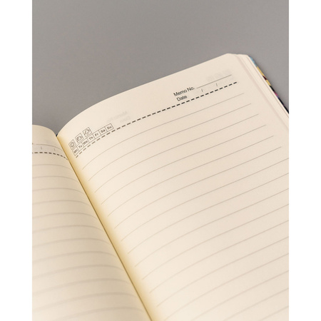 Notizbuch A5 im festen Einband mit Blumenmuster – Peterson