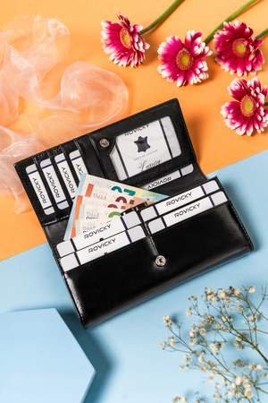 Elegante Damen Geldbörse aus Leder mit Druckknopf – Lorenti