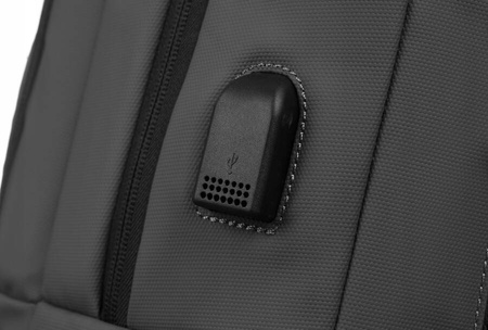 Wasserabweisender Reiserucksack mit Laptopfach – Peterson