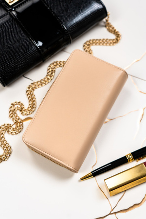 Große vertikale Damen Geldbörse aus Öko-Leder – Peterson