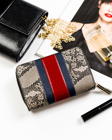 Hochformat Damen Geldbörse aus Leder mit Schlangenprägung – Peterson