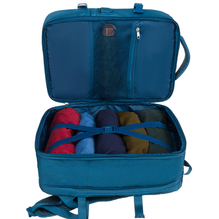 Reise-Rucksack in Blau, ideal für Handgepäck und ausgestattet mit Kompressionsriemen – Peterson