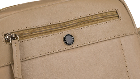 Kleine Damen Umhängetasche aus Echtleder – Peterson