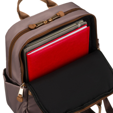 Peterson Damen-Rucksack aus Nylon, beige, mit verstellbaren Trägern, mit Reißverschluss.