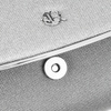 Silberne, elegante Damenhandtasche aus synthetischem Stoff mit Magnetverschluss – Rovicky