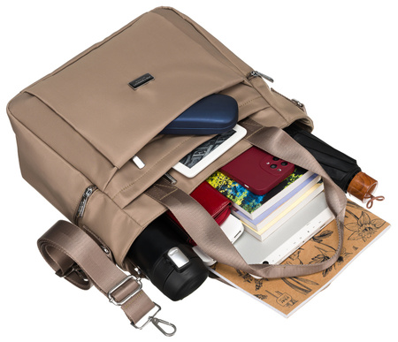 Peterson Damen-Tasche aus Öko-Leder mit Schultergurt beige