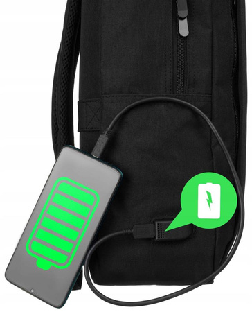 Sportlicher Rucksack mit Ladeanschluss – Peterson