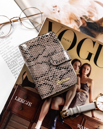 Kompakte Damen Geldbörse mit exotischem Muster – Peterson