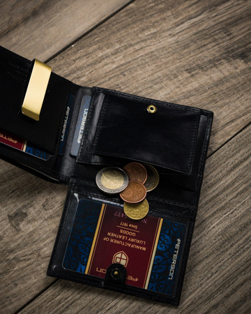 Kleine Herren Geldbörse aus echtem Leder – Peterson