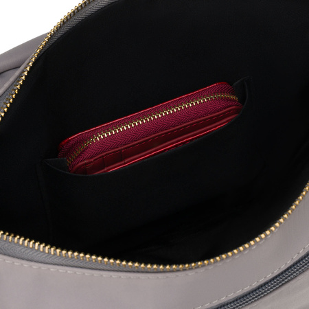 Graue Damen-Handtasche aus Nylon, aufgehängt an einem verstellbaren Gürtel und mit einem Reißverschluss geschlossen - Peterson