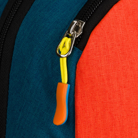 Touristenrucksack in Marineblau und Orange mit Reißverschluss – Peterson