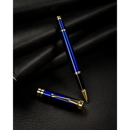 Eleganter Metallkugelschreiber in Marineblau mit goldenen Akzenten – Peterson
