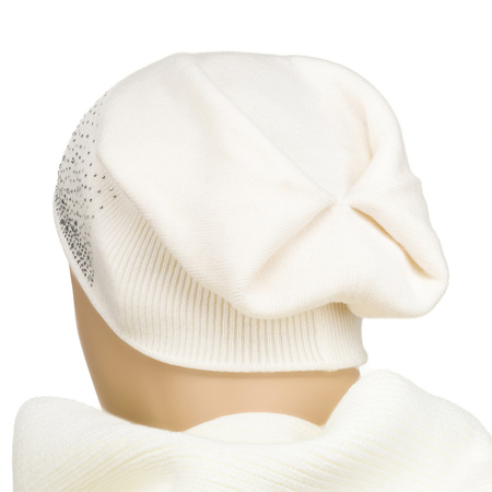 Weiße Damen Mütze mit Kristallen – Peterson