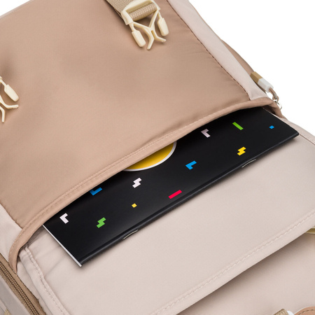 Praktischer Schulrucksack aus Polyester in Beige mit einer zusätzlichen Tasche und Platz für eine Trinkflasche - Peterson