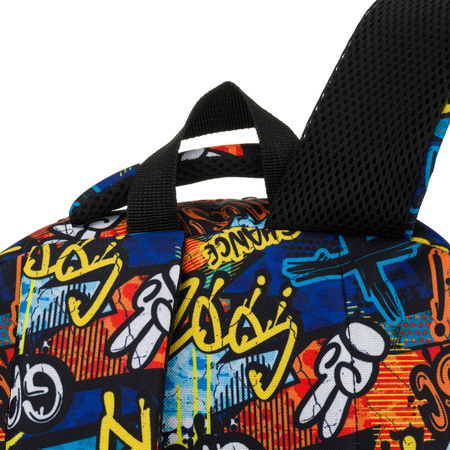 Peterson Jugendlicher Rucksack für die Schule aus Polyester mit einem Graffiti-Muster