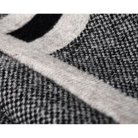 Langer Herren Schal mit geometrischem Muster – Peterson