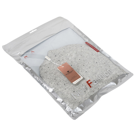 Graue Damen Beanie Mütze aus Strick – Peterson