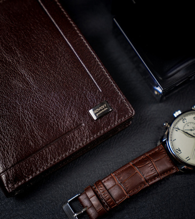 Geräumige Herren Geldbörse aus glattem Echtleder – Rovicky