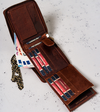 Große Herren Geldbörse aus Leder mit Kette – Peterson