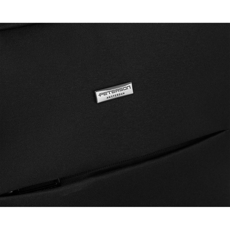 Minimalistischer Reiserucksack mit USB-Anschluss – Peterson