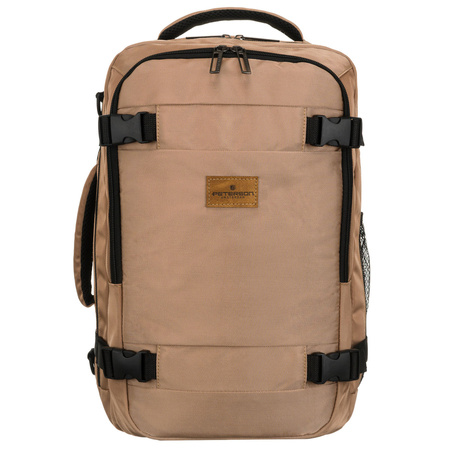 Reise-Rucksack aus Polyester in Beige, aufgehängt an atmungsaktiven Trägern – Peterson