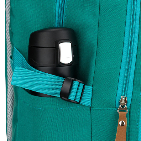 Grüner, jugendlicher Schulrucksack aus Polyester mit verstellbaren Schultergurten – Peterson