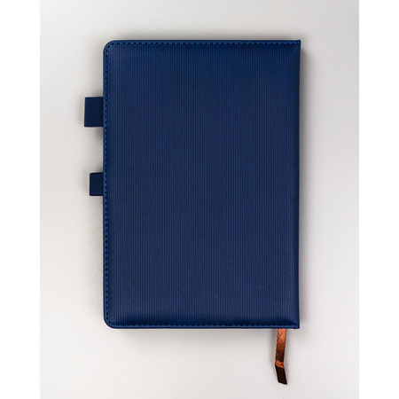Geschenkset: Elegantes A5-Linien-Notizbuch in Marineblau mit schwarzem Kugelschreiber – Peterson