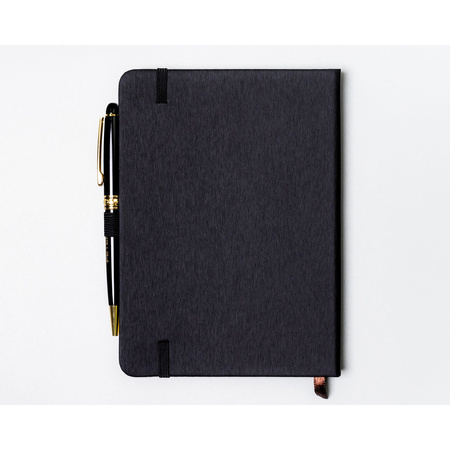 Schwarzes Notizbuch im B6-Format, liniert, mit Gummibandverschluss - Peterson