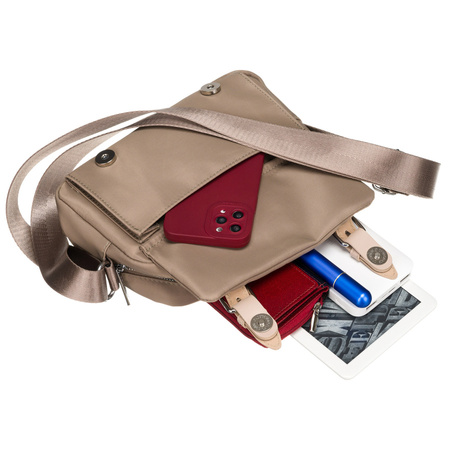 Kleine praktische Damen Umhängetasche aus Nylon in Beige – Peterson