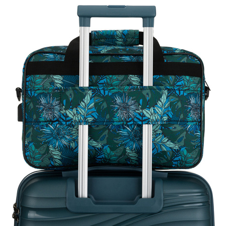 Geräumige Reisetasche mit einem abnehmbaren Gürtel und einer Außentasche mit Reißverschluss – Rovicky